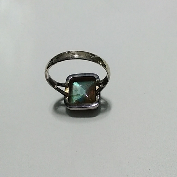 Labradorite Ring - Picture 5 of 5